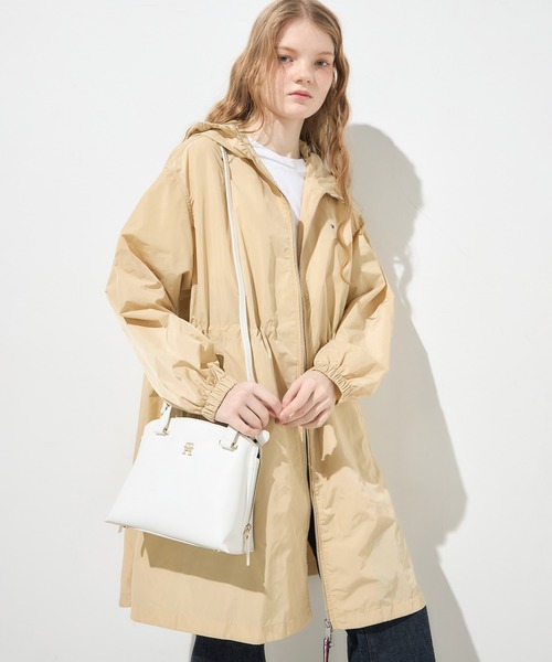 TOMMY HILFIGER（トミーヒルフィガー）の「【FUDGE掲載】モダンミニトートバッグ（ショルダーバッグ・レディース・ブラック/グリーン/ホワイト/カーキ/グリーン系その他・FREE）」の16枚目の写真