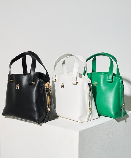 TOMMY HILFIGER（トミーヒルフィガー）の「【FUDGE掲載】モダンミニトートバッグ（ショルダーバッグ・レディース・ブラック/グリーン/ホワイト/カーキ/グリーン系その他・FREE）」の19枚目の写真