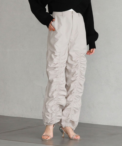 archives（アルシーヴ）の「ギャザーパラシュートパンツ（その他パンツ・レディース・アイボリー/ブラック/グレー・MEDIUM）」の13枚目の写真