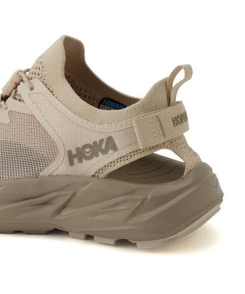 HOKA ベージュ サンダル　HOPARA HOKA ONEONE ホカ レディス 陸上/ランニング サンダル HOPARA 2