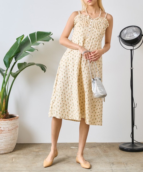 Chick(チック)の「Frill Flower Camisole Dress / フリル花柄キャミワンピース(ワンピース・レディース・イエロー・S/M)」の10枚目の写真