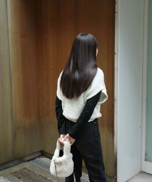 CE'E_SE'E（シーシー）の「Vネックスラブニットベスト（ベスト