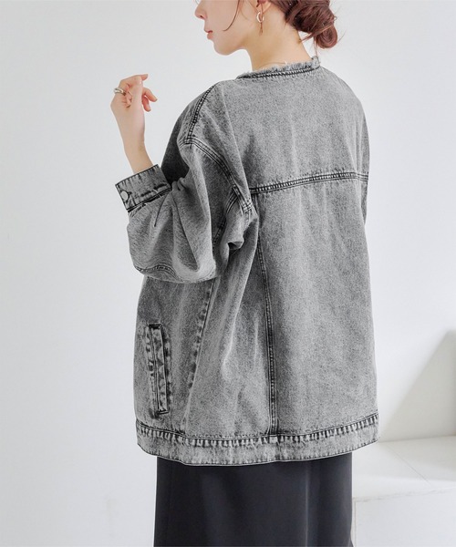 titivate（ティティベイト）の「ノーカラービッグデニムジャケット（デニムジャケット・レディース・ブラック/ブルー/オフホワイト・M）」の2枚目の写真