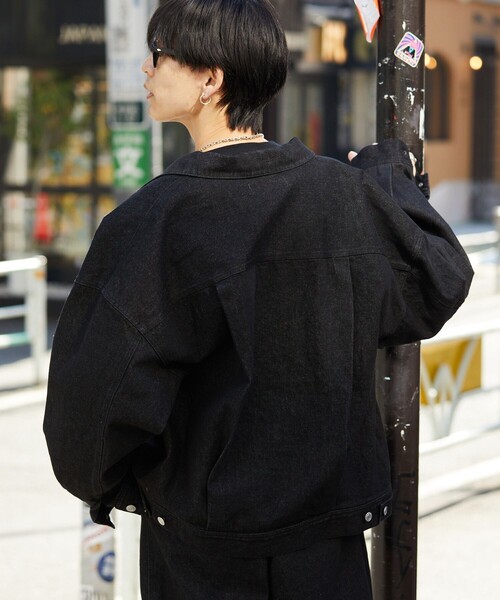 PUBLUX（パブリュクス）の「PUBLUX/パブリュクス ワイドビッグデニムジャケット/デニム/セットアップ対応(限定展開)（デニムジャケット・メンズ・ブルー/チャコールグレー/ブラック・SMALL/MEDIUM/LARGE）」の7枚目の写真
