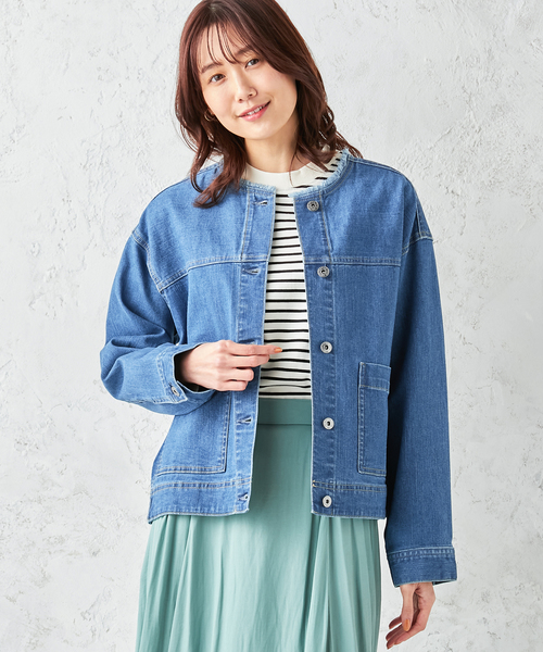 Petit Honfleur（プチオンフルール）の「ノーカラーデニムジャケット（デニムジャケット・レディース・ネイビー/ブルー・9号/11号/13号）」の3枚目の写真