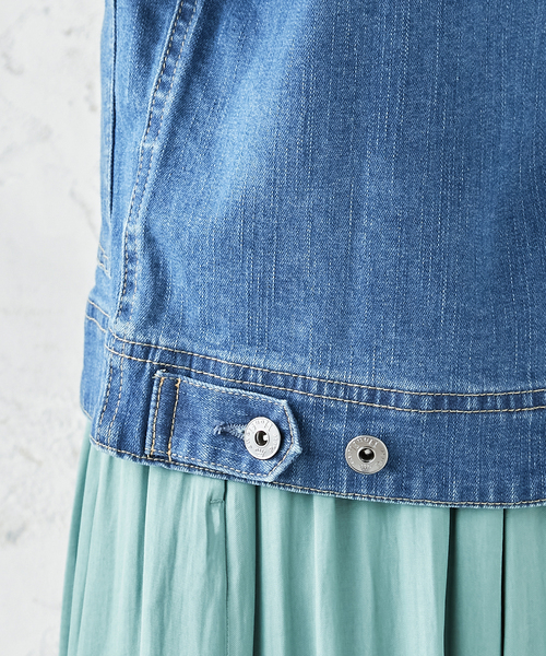 Petit Honfleur（プチオンフルール）の「ノーカラーデニムジャケット（デニムジャケット・レディース・ネイビー/ブルー・9号/11号/13号）」の11枚目の写真