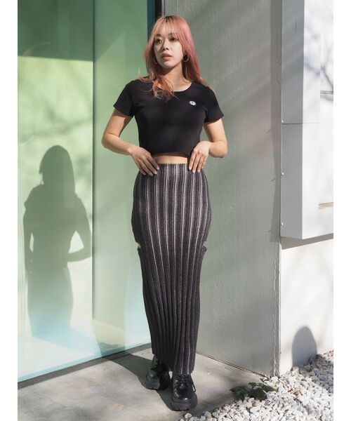 EVRIS（エヴリス）の「サイドスラッシュリブニットロングスカート（スカート・レディース・ホワイト/ネイビー/ブラック・FREE）」の12枚目の写真