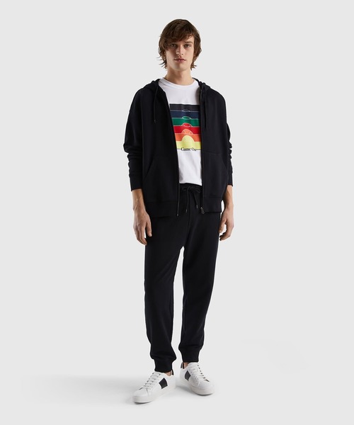 BENETTON (UNITED COLORS OF BENETTON)（ベネトンユナイテッドカラーズオブベネトン）の「フルジップアップパーカー（パーカー・メンズ・ブラック・LARGE/SMALL/MEDIUM）」の4枚目の写真