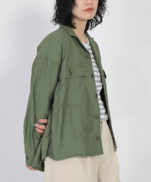 D.M.G.（ドミンゴ）の「[D.M.G. / ディーエムジー] テンセルバックサテン ファティーグジャケット（その他アウター・レディース・オリーブ/ベージュ・FREE）」の13枚目の写真