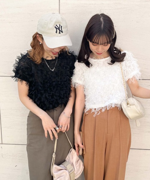 archives(アルシーヴ)の「リボンチュールコンパクトTOPS(Tシャツ/カットソー・レディース・オフホワイト/ブラック/アイボリー・MEDIUM)」の4枚目の写真