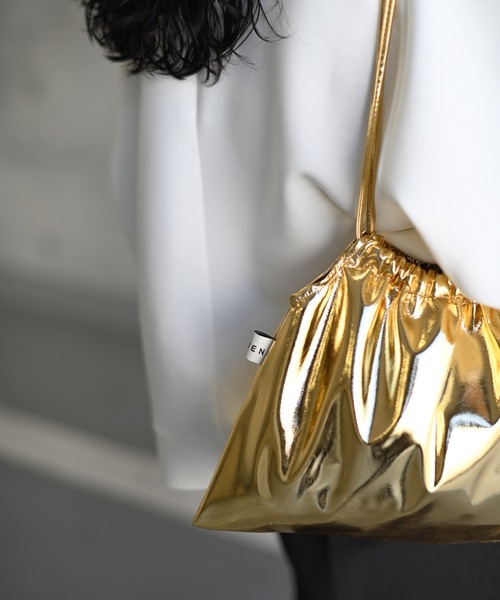 Marient（マリエント）の「Shiny Drawstring Bag（ショルダーバッグ・レディース・ピンク/シルバー/ゴールド・FREE）」の5枚目の写真