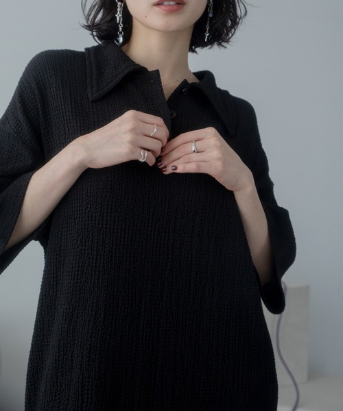 VACANCY（ヴァカンシー）の「JQシャーリングポロロングワンピース（ワンピース・レディース・ブラック/ブルー/ブラウン・FREE/LARGE）」の22枚目の写真