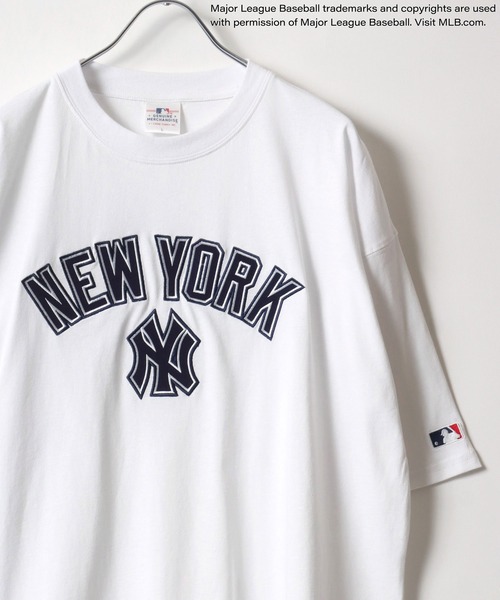 MLB(メジャーリーグベースボール)の「MLB/メジャーリーグベースボール チームロゴ ワンポイント ワッペン刺繍 バックプリント クルーネック半袖Tシャツ レディース メンズ(Tシャツ/カットソー・メンズ・グリーン/ネイビー/ホワイト/アッシュグレー/ブラック/グリーン系その他/ブラック系その他/ホワイト系その他/ホワイト系その他2/ホワイト系その他3・LL/M/L)」の4枚目の写真