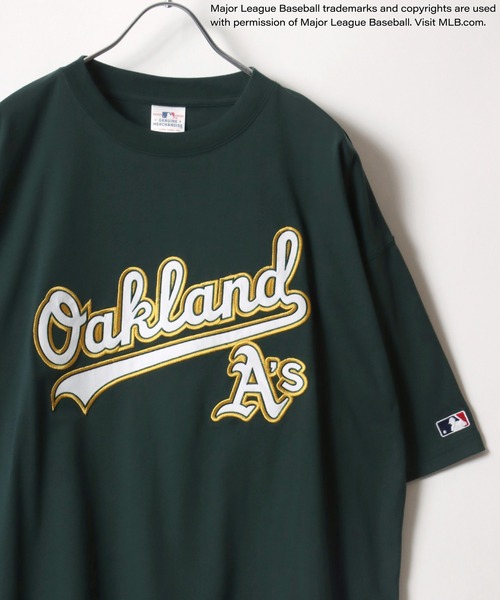 MLB(メジャーリーグベースボール)の「MLB/メジャーリーグベースボール チームロゴ ワンポイント ワッペン刺繍 バックプリント クルーネック半袖Tシャツ レディース メンズ(Tシャツ/カットソー・メンズ・グリーン/ネイビー/ホワイト/アッシュグレー/ブラック/グリーン系その他/ブラック系その他/ホワイト系その他/ホワイト系その他2/ホワイト系その他3・LL/M/L)」の2枚目の写真