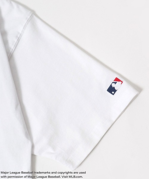 MLB(メジャーリーグベースボール)の「MLB/メジャーリーグベースボール チームロゴ ワンポイント ワッペン刺繍 バックプリント クルーネック半袖Tシャツ レディース メンズ(Tシャツ/カットソー・メンズ・グリーン/ネイビー/ホワイト/アッシュグレー/ブラック/グリーン系その他/ブラック系その他/ホワイト系その他/ホワイト系その他2/ホワイト系その他3・LL/M/L)」の14枚目の写真