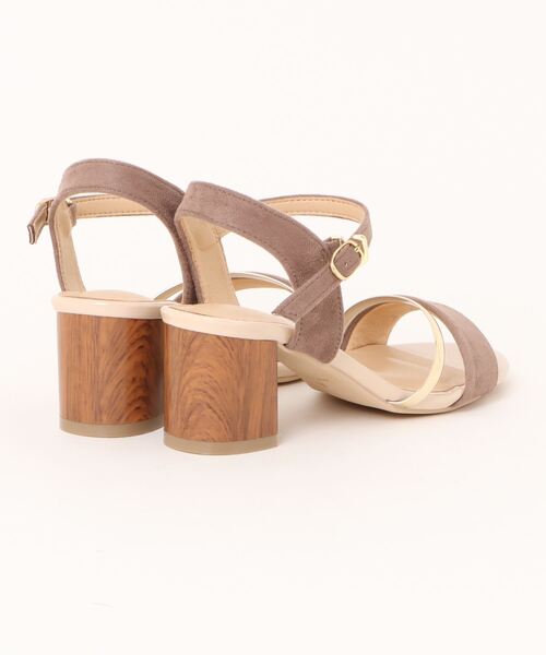 natural couture（ナチュラルクチュール）の「ウッドヒールサンダル（その他シューズ・レディース・アイボリー/ブラック/グレイッシュベージュ・LARGE/MEDIUM）」の4枚目の写真