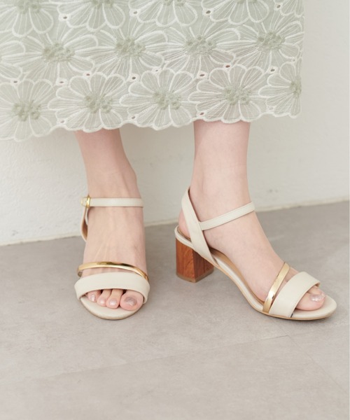 natural couture（ナチュラルクチュール）の「ウッドヒールサンダル（その他シューズ・レディース・アイボリー/ブラック/グレイッシュベージュ・LARGE/MEDIUM）」の6枚目の写真