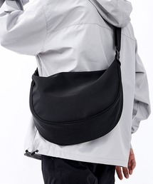 florist | 【2size・撥水加工】2WAY カジュアルナイロンハーフムーンバッグ/ショルダーバッグ(ショルダーバッグ)