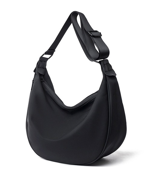 florist(フローリスト)の「【2size・撥水加工】2WAY カジュアルナイロンハーフムーンバッグ/ショルダーバッグ(ショルダーバッグ・レディース・ブラック系2/ブラック系1・M/L)」の11枚目の写真