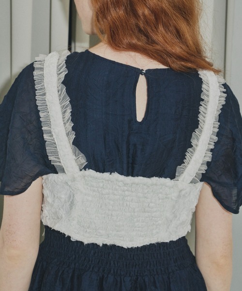 idem(イデム)の「rose flower tulle bustier/フラワーレースビスチェ(ベスト・レディース・ホワイト/ブラック・FREE)」の4枚目の写真