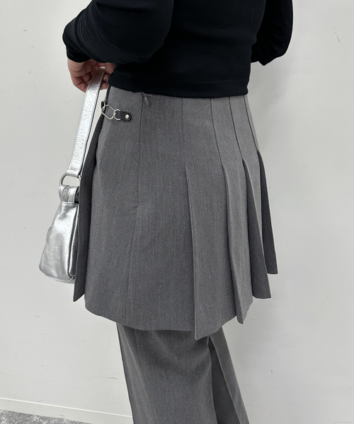 U by SPICK&SPAN（ユーバイスピックアンドスパン）の「チェーン