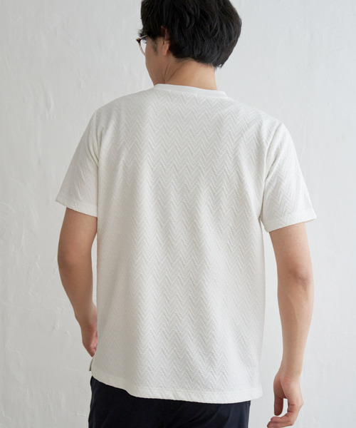 ikka(イッカ)の「ヘリンボンフクレジャカードTシャツ(Tシャツ/カットソー・メンズ・ホワイト/オリーブ/ブラック/グレー・M/L/XL/S)」の7枚目の写真