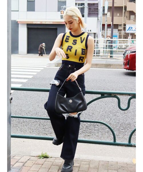 EVRIS（エヴリス）の「チェーンハンドBAG（ハンドバッグ・レディース・ブラック/ブルー/ホワイト・FREE）」の11枚目の写真