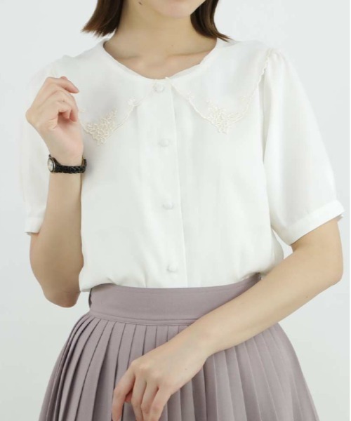 F i.n.t（フィント）の「ペンタス刺繍シアー衿ブラウス/fint（シャツ/ブラウス・レディース・オフホワイト/ラベンダー・FREE）」の2枚目の写真