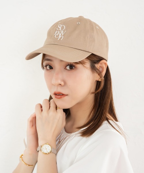 somyon（ソミョン）の「【 somyon / ソミョン 】 重ねロゴ 刺繍 デザイン ローキャップ #（キャップ・レディース・ライトベージュ/ブラウン/ダークブラウン/ベージュ・FREE）」の4枚目の写真