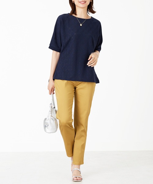 BELLUNA PLUS（ベルーナ）の「総レース素材ドルマンプルオーバー（Tシャツ/カットソー・レディース・イエロー/ネイビー/ライトブルーグレー/ブラック/ライトベージュ/オフホワイト/ターコイズブルー・MEDIUM/LARGE/X-LARGE）」の17枚目の写真