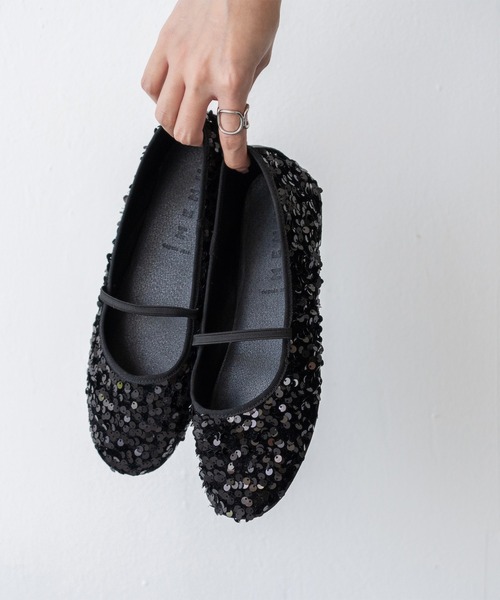 menue(メヌエ)の「ラウンドトゥ ゴムストラップ バレエシューズ(バレエシューズ・レディース・ブラック系その他/ゴールド/ピンク/シルバー/ブラック/ブラック系その他2/ブラウン系その他2/ホワイト系その他/ブラウン系その他/レッド・25.0cm/24.5cm/23.0cm/22.5cm/22.0cm/21.5cm/26.0cm/25.5cm/24.0cm/23.5cm)」の3枚目の写真