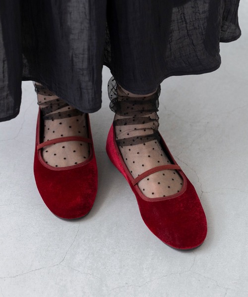 menue(メヌエ)の「ラウンドトゥ ゴムストラップ バレエシューズ(バレエシューズ・レディース・ブラック系その他/ゴールド/ピンク/シルバー/ブラック/ブラック系その他2/ブラウン系その他2/ホワイト系その他/ブラウン系その他/レッド・25.0cm/24.5cm/23.0cm/22.5cm/22.0cm/21.5cm/26.0cm/25.5cm/24.0cm/23.5cm)」の8枚目の写真