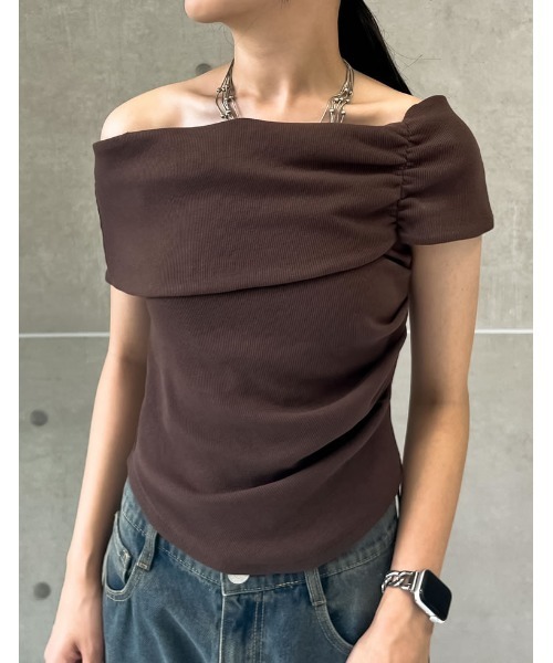 Re:EDIT(リエディ)の「リブカットソーアシンメトリーオフショルトップス(Tシャツ/カットソー・レディース・ブラウン/ホワイト/ブラック・LARGE/MEDIUM)」の20枚目の写真
