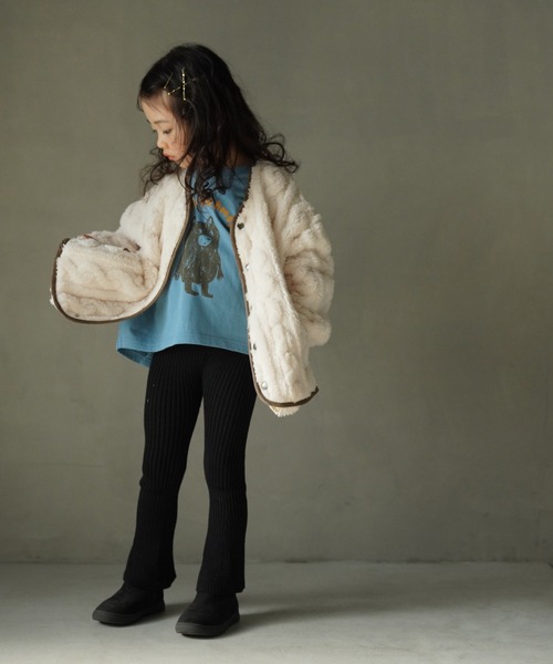 MAKE YOUR DAY（メイクユアデイ）の「模様入り両面ボアカーディガン■80～140cm（カーディガン/ボレロ・キッズ・ベージュ/ブラウン/ブルー/アイボリー・80/90/100/110/120/130/140）」の22枚目の写真