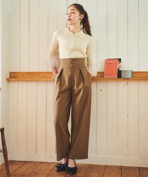 31 Sons de mode(トランテアン ソン ドゥ モード)の「タックワイドパンツ(その他パンツ・レディース・グレー/ベージュ/キャメル・36/38)」の5枚目の写真