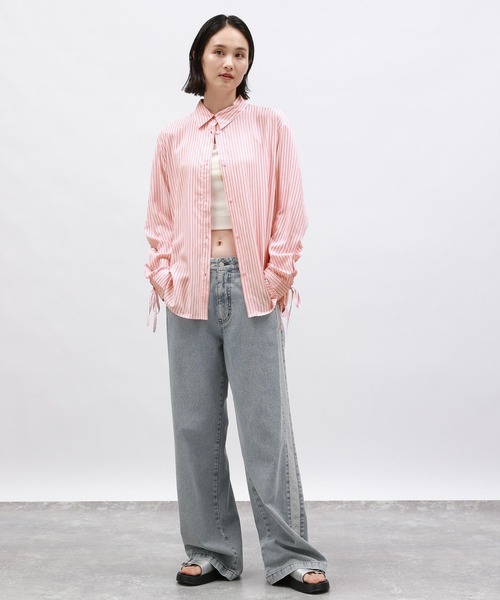 LAKOLE(ラコレ)の「袖シャーリングシャツ2 / 142594(シャツ/ブラウス・レディース・ピンク/アイボリー/ブルー・FREE)」の15枚目の写真