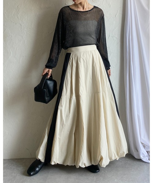She's Closet(シーズクローゼット)の「ボリュームフレアロングサイドラインナイロンタフタバルーンスカート(スカート・レディース・アイボリー/ブラック/チャコールグレー/カーキ/グリーン系その他・FREE)」の8枚目の写真