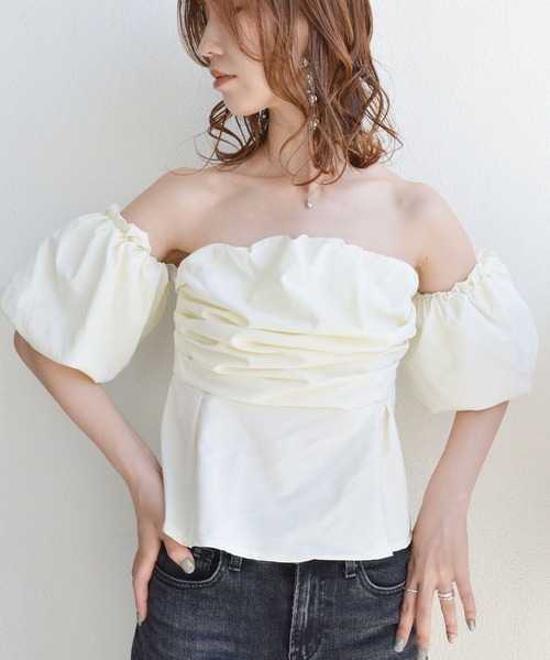 styiro（スタイロ）の「パフスリーブオフショルダートップス（シャツ  
