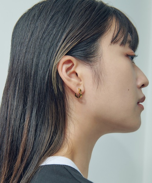 GOLDY(ゴールディ)の「【金属アレルギー軽減】ハート フープ ワンタッチ ステンレス ピアス(ピアス(両耳用)・レディース・ゴールド/シルバー・FREE)」の5枚目の写真