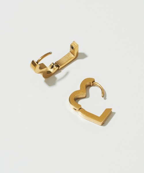 GOLDY(ゴールディ)の「【金属アレルギー軽減】ハート フープ ワンタッチ ステンレス ピアス(ピアス(両耳用)・レディース・ゴールド/シルバー・FREE)」の6枚目の写真