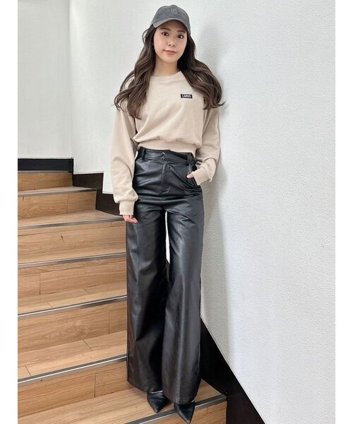 GYDA(ジェイダ)の「フェイクレザーワイドパンツ(その他パンツ・レディース・ブラック・MEDIUM/SMALL)」の10枚目の写真