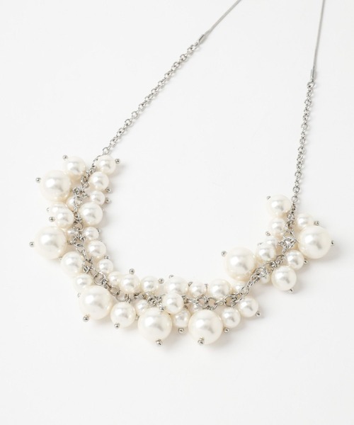 HARE（ハレ）の「ボリュームボールフリンジネックレス(HARE)（ネックレス・レディース・シルバー/ホワイト・FREE）」の12枚目の写真