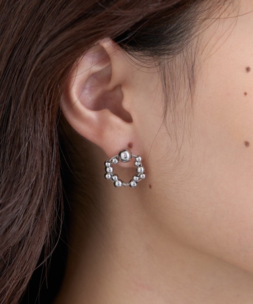 CIAOPANIC TYPY（チャオパニックティピー）の「lilメタルサークルビーズピアス（ピアス（両耳用）・レディース・ゴールド/シルバー・ONE SIZE）」の3枚目の写真