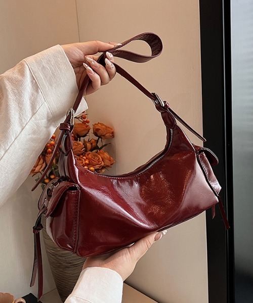 mebole（メボレ）の「サイドポケットレースアップショルダーバッグ（ショルダーバッグ・レディース・ホワイト/レッド/ブラック/ブルー/シルバー・FREE）」の12枚目の写真