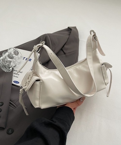 mebole（メボレ）の「サイドポケットレースアップショルダーバッグ（ショルダーバッグ・レディース・ホワイト/レッド/ブラック/ブルー/シルバー・FREE）」の15枚目の写真