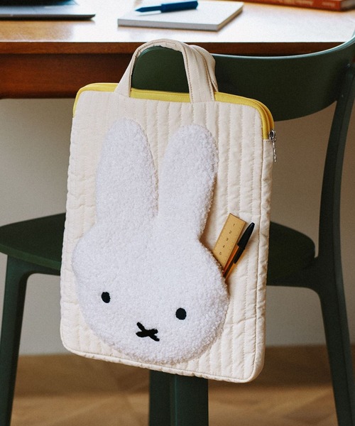 studio CLIP（スタディオクリップ）の「キルトパソコンバッグ