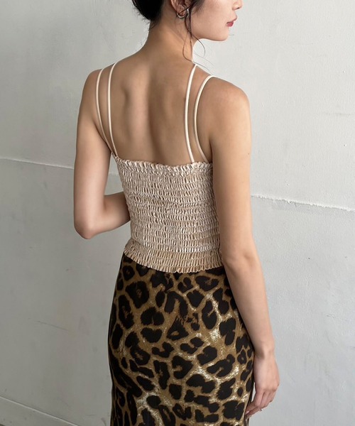 Jewelobe(ジュエローブ)の「Tストラップカットベロアブラキャミソール(キャミソール・レディース・ブラック/グレー/ボルドー/ブラウン/ベージュ/ブルー・FREE)」の8枚目の写真