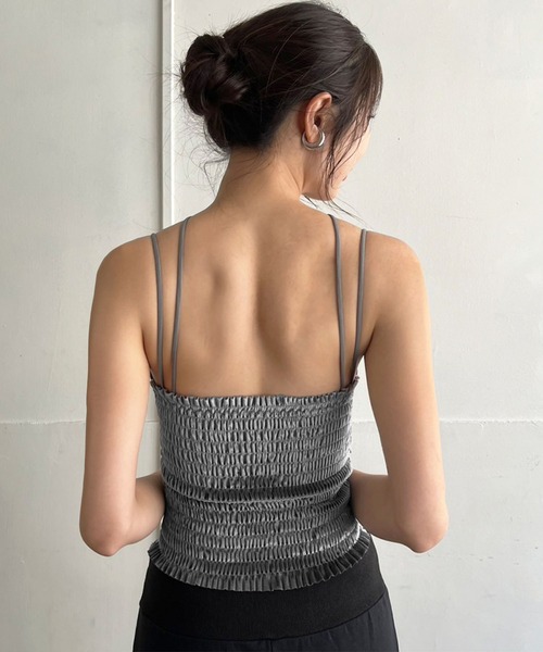 Jewelobe(ジュエローブ)の「Tストラップカットベロアブラキャミソール(キャミソール・レディース・ブラック/グレー/ボルドー/ブラウン/ベージュ/ブルー・FREE)」の15枚目の写真