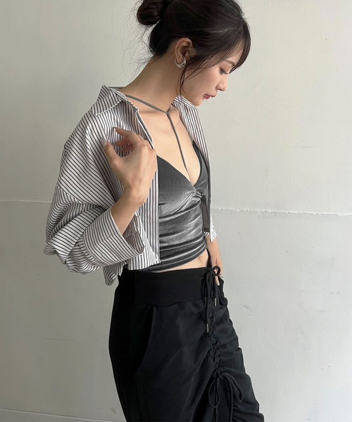 Jewelobe(ジュエローブ)の「Tストラップカットベロアブラキャミソール(キャミソール・レディース・ブラック/グレー/ボルドー/ブラウン/ベージュ/ブルー・FREE)」の16枚目の写真