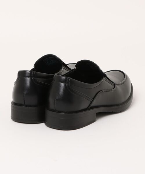 ON&OFF（オンアンドオフ）の「【ON&OFF】 ＜スリッポン＞幅広 4E 防水 ビジネスシューズ【24.5cm～28.0cm】（スリッポン・メンズ・ブラック・24.5cm/25.0cm/25.5cm/26.0cm/26.5cm/27.0cm/27.5cm/28.0cm）」の2枚目の写真